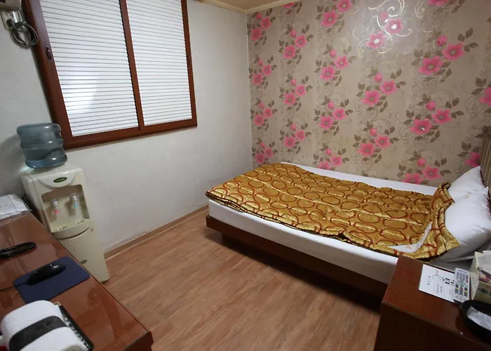 Yes Motel
